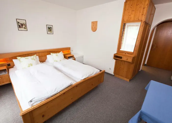 Haus Barbara ناودرس